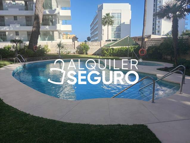 Piso en Alquiler en del Mar en Puerto Marina