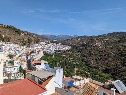 Vista exterior de Casa o xalet en venda en Torrox amb Terrassa