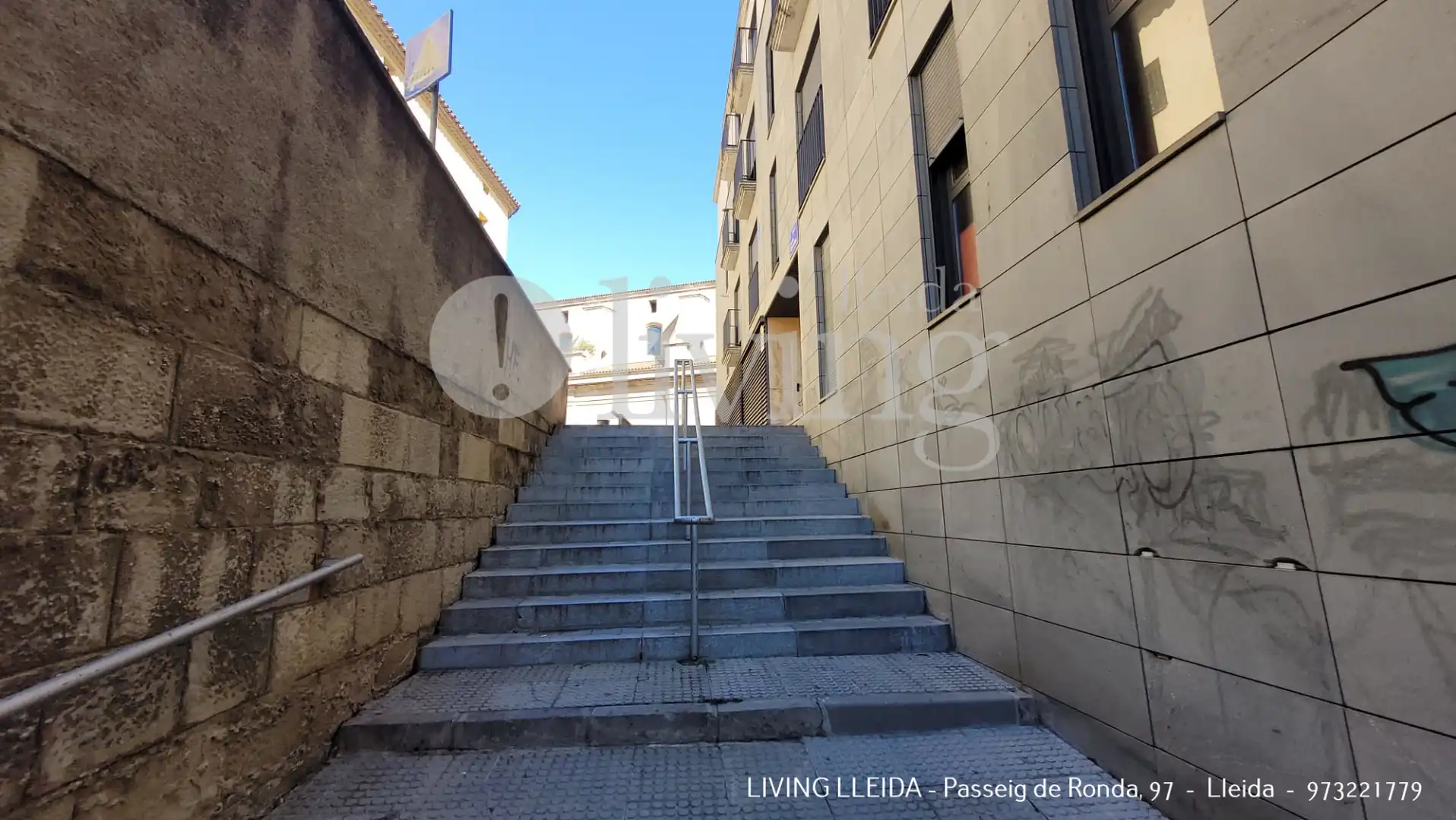 Außenansicht von Gebäude zum Verkauf in Lleida