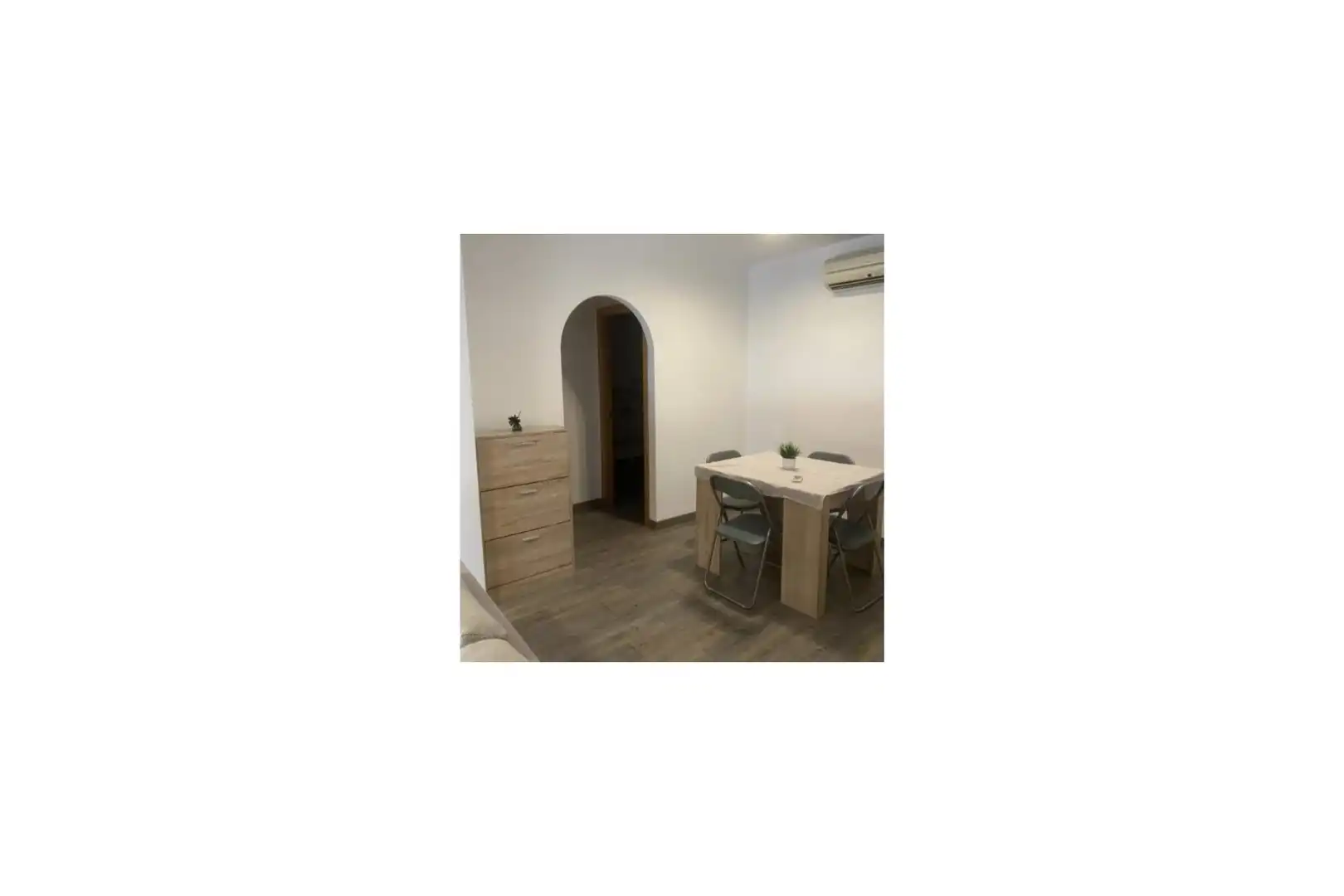 Habitación de Piso en venta en Calpe / Calp con Calefacción, Terraza y Amueblado