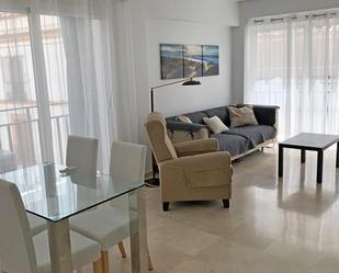 Living room of Flat to rent in  Sevilla Capital  with Air Conditioner, Terrace and Balcony