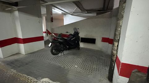 Foto 2 de Garaje en venta en Calle Halcón, 18, Pajaritos, Granada Capital