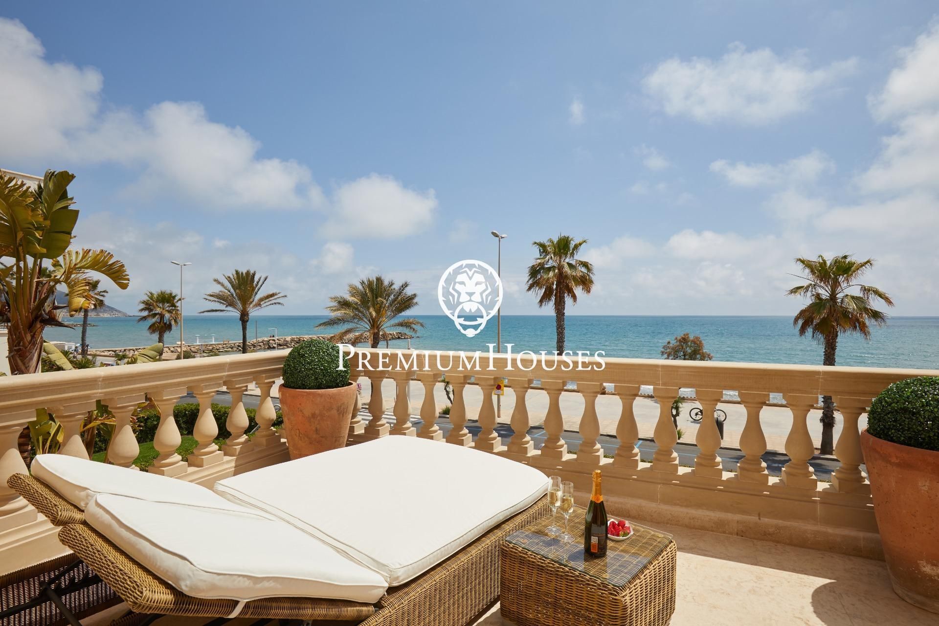 Terrace of House or chalet for sale in Sitges  with Heating, Private garden and Storage room