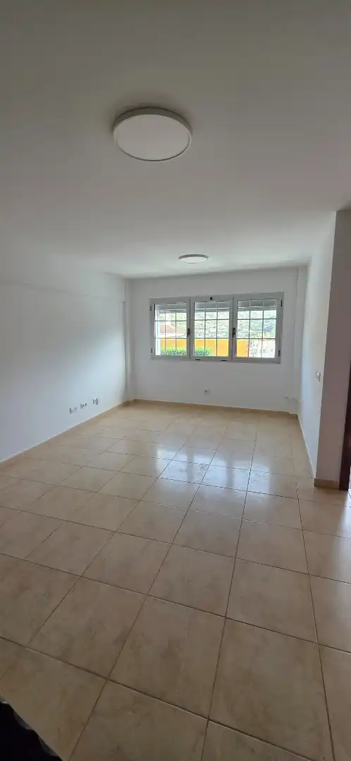 Sala d'estar de Casa adosada en venda en Teror