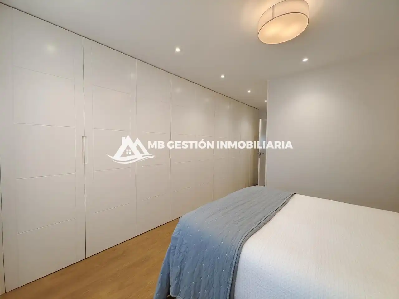 Habitación de Piso en venta en Fuenlabrada con Aire acondicionado, Calefacción y Jardín privado