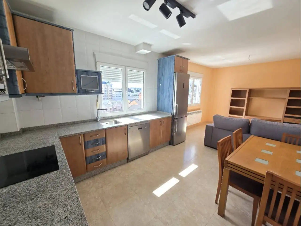 Dúplex de lloguer a Calle Río Ulla, Residencia - Abella