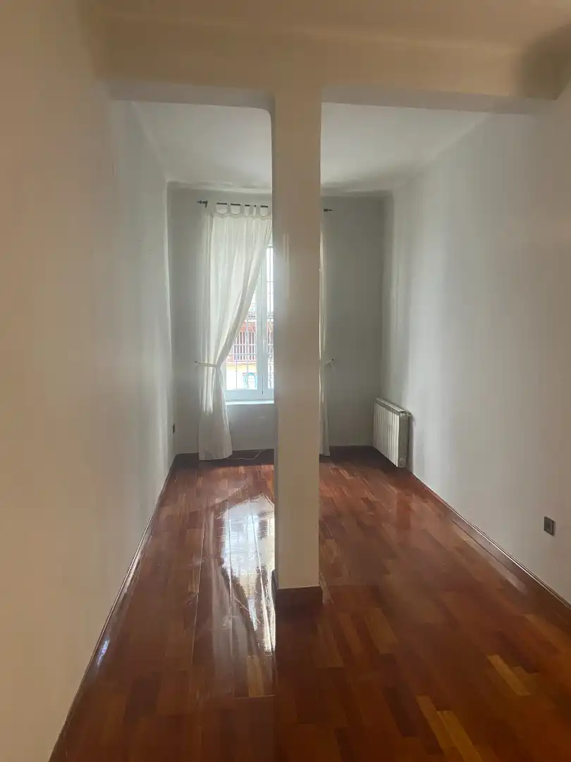 Bedroom of Flat for rent in Madrid  with Air Conditioner and Furnished