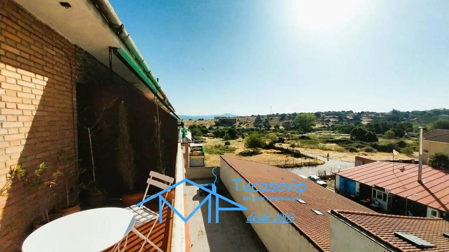 Exterior view of Flat for sale in El Tiemblo   with Heating and Terrace