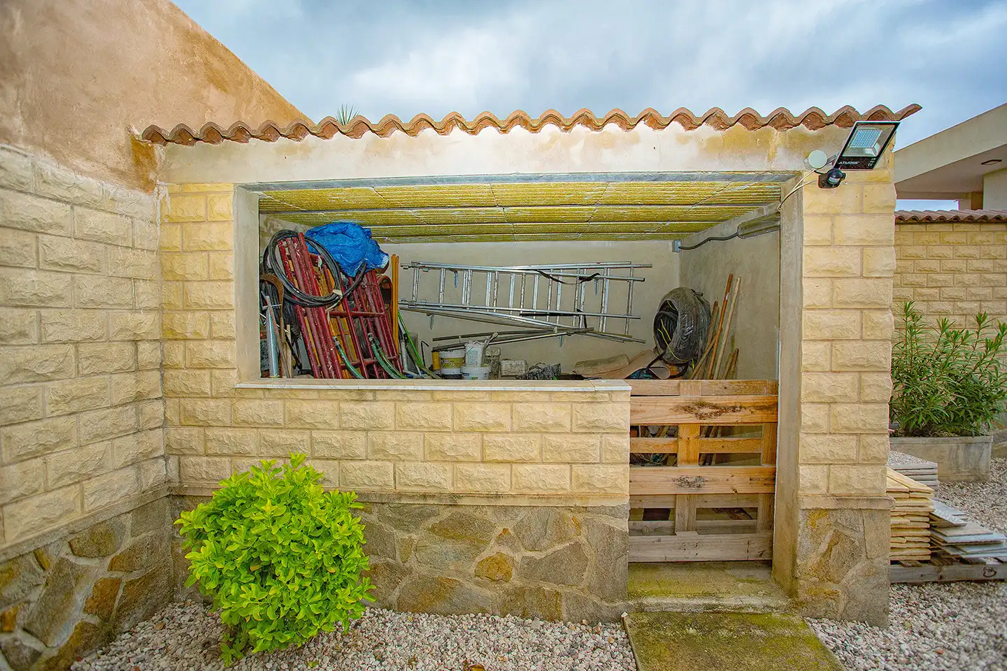 Vista exterior de Finca rústica en venta en Aspe con Aire acondicionado, Calefacción y Jardín privado