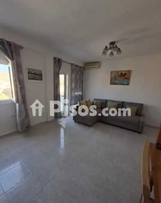 Sala de estar de Ático de alquiler en Almería con Amueblado