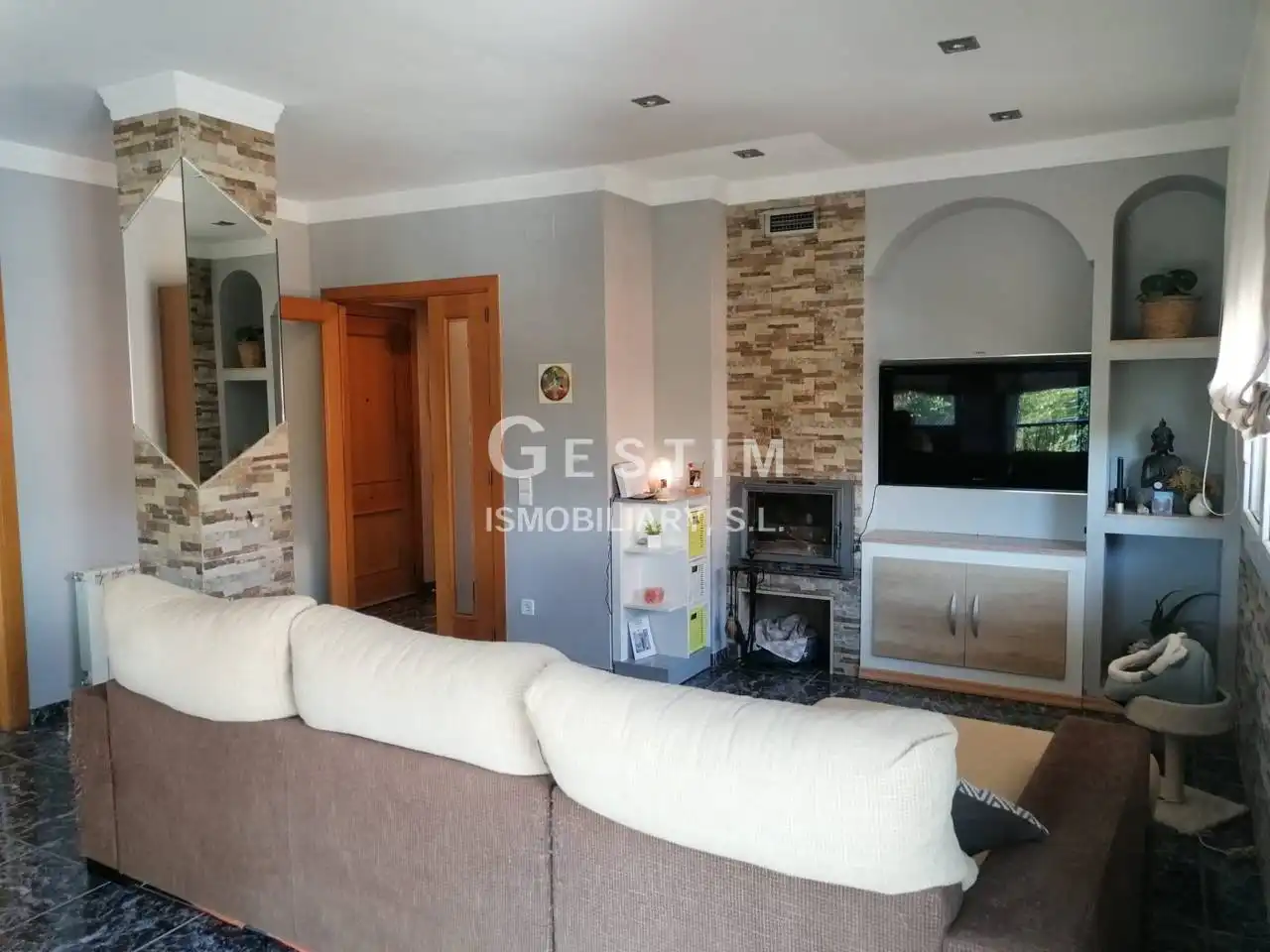 Sala de estar de Piso en venta en Manlleu con Calefacción, Terraza y Balcón
