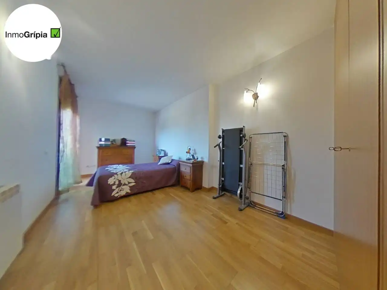 Schlafzimmer von Wohnung zum Verkauf in Terrassa mit Klimaanlage, Heizung und Parkett