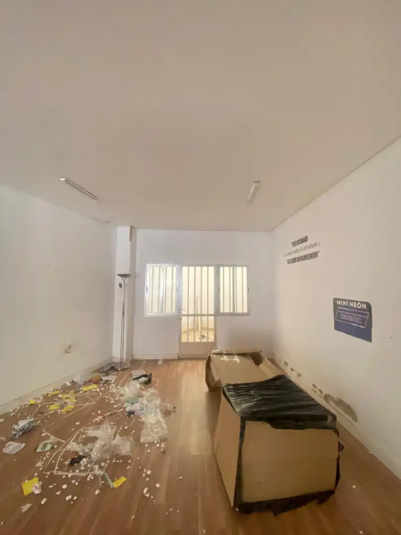 Local comercial de lloguer a Calle de Calatrava, imagen 7