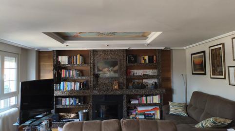 Foto 2 de Casa adosada en venda a Villaquilambre, León