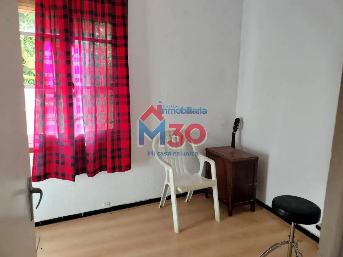 Dormitori de Casa o xalet en venda en Lantarón