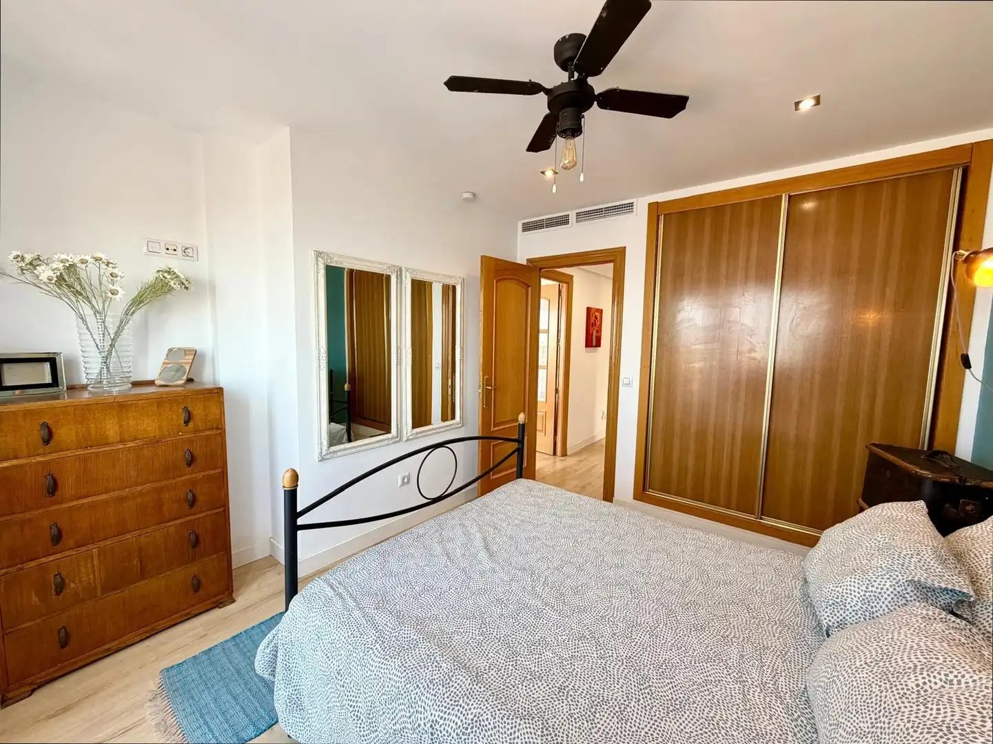 Habitación de Piso en venta en Roquetas de Mar con Aire acondicionado, Terraza y Amueblado