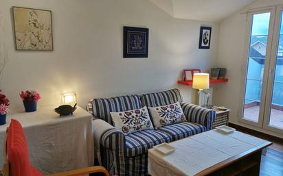 Living room of Flat for sale in Bárcena de Cicero  with Heating, Terrace and Community pool