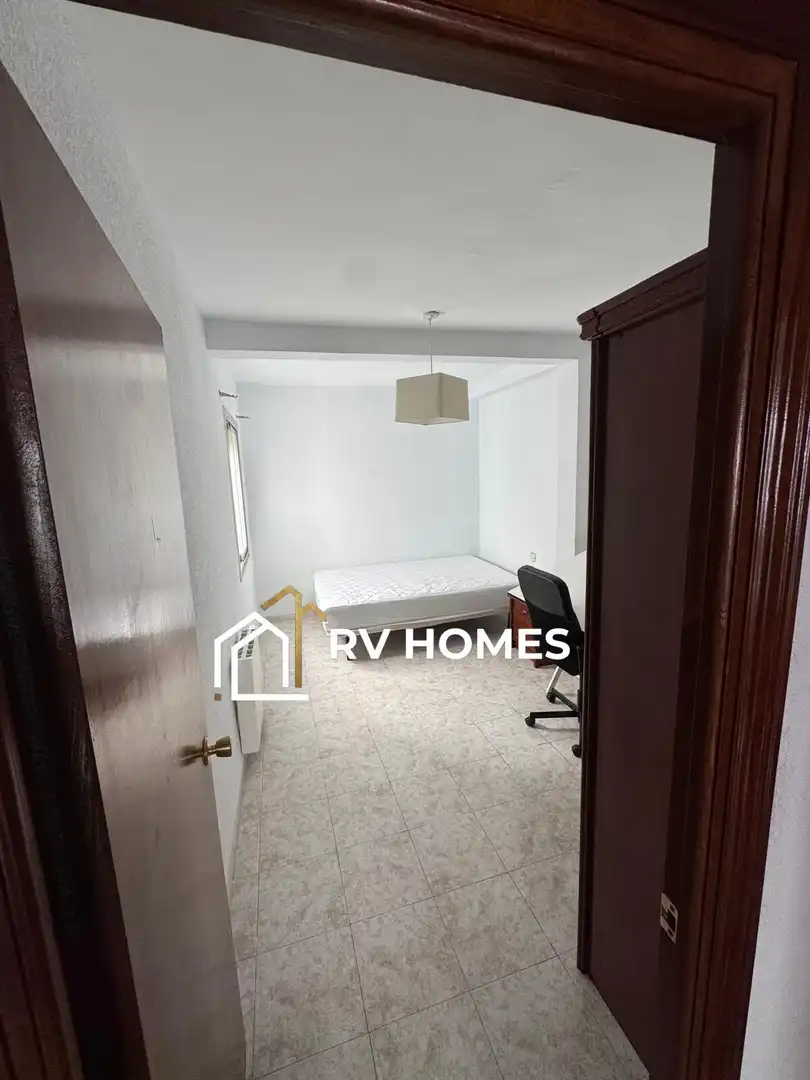 Bedroom of Flat for rent in Cáceres  with Air Conditioner, Heating and Terrace