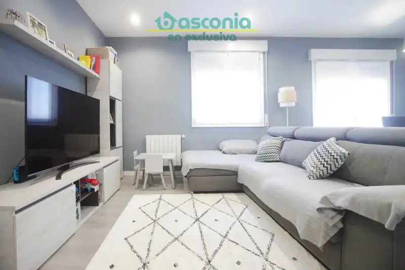 Sala de estar de Piso en venta en Urbi