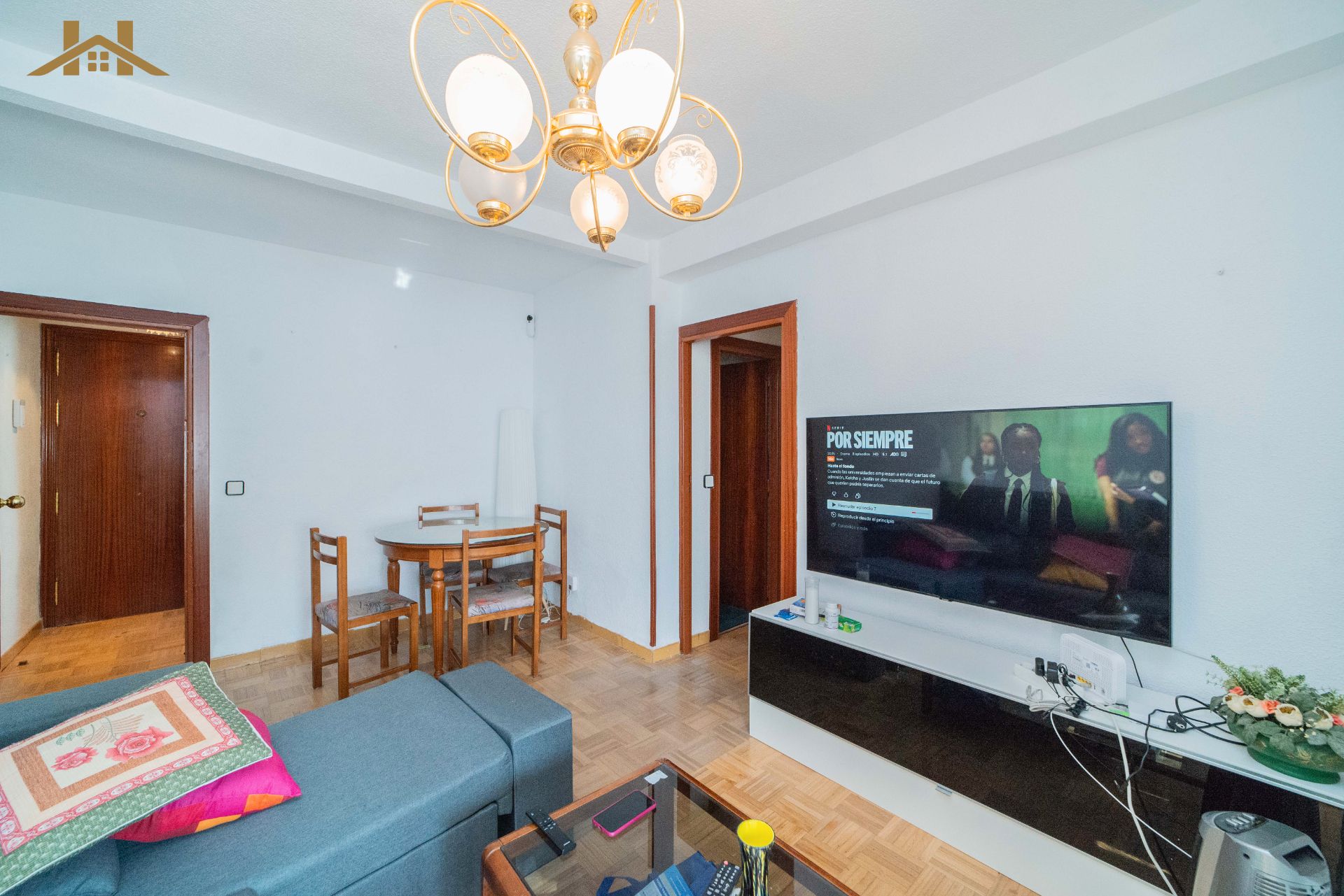 Living room of Flat for sale in Fuenlabrada  with Parquet flooring and Terrace