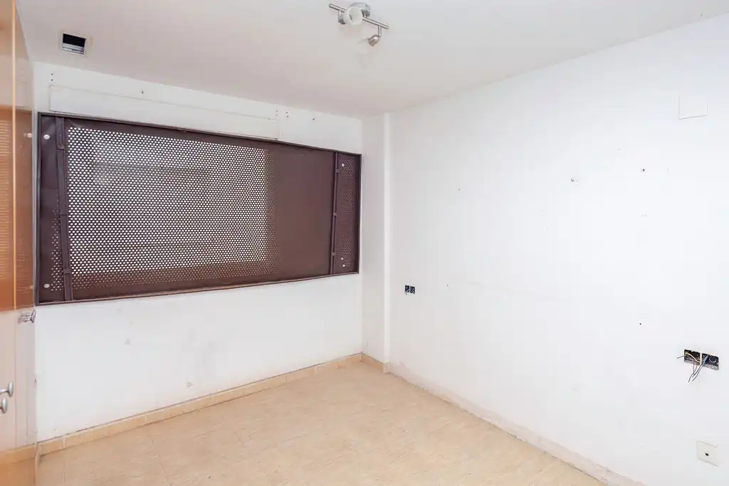 Others for sale in C/ Colombaires, imagen 16