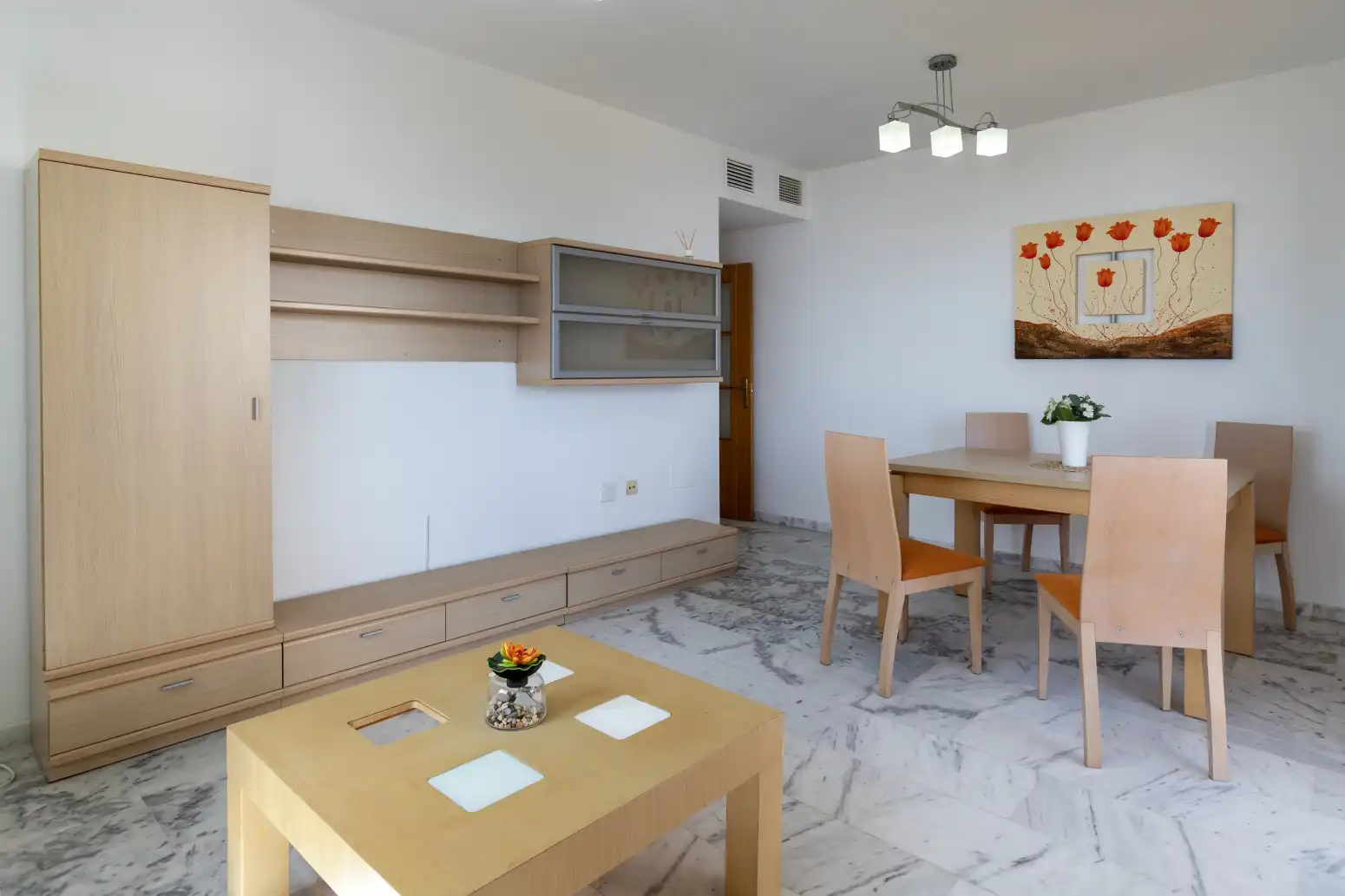 Sala de estar de Piso en venta en Benalmádena con Aire acondicionado, Calefacción y Jardín privado