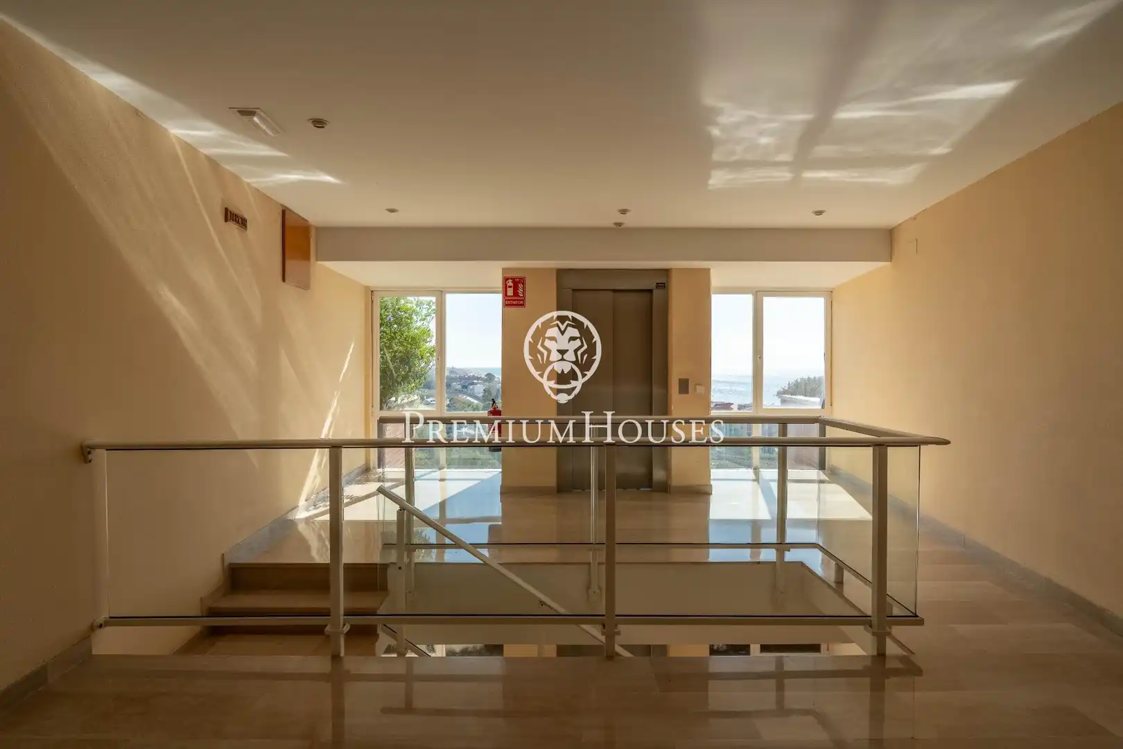 Attic for sale in Sitges  with Heating, Private garden and Terrace