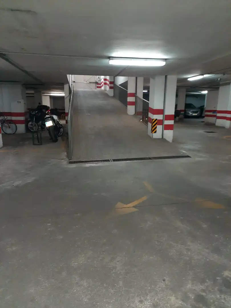 Aparcament amb ascensor en venda a Valdepasillas - La Paz - Huerta Rosales, imagen 5