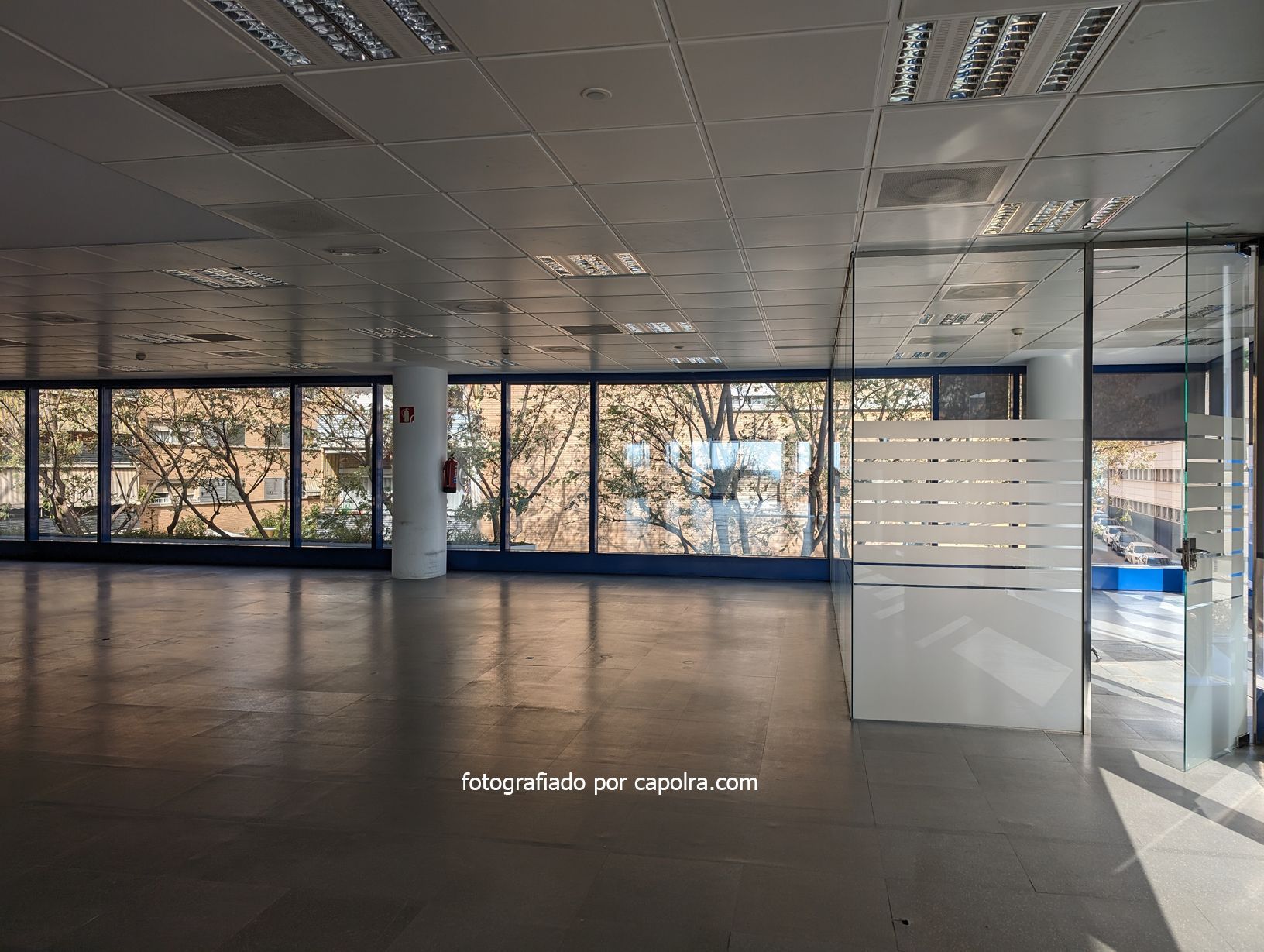 Oficina en venda a dels vents, 9, Montigalà