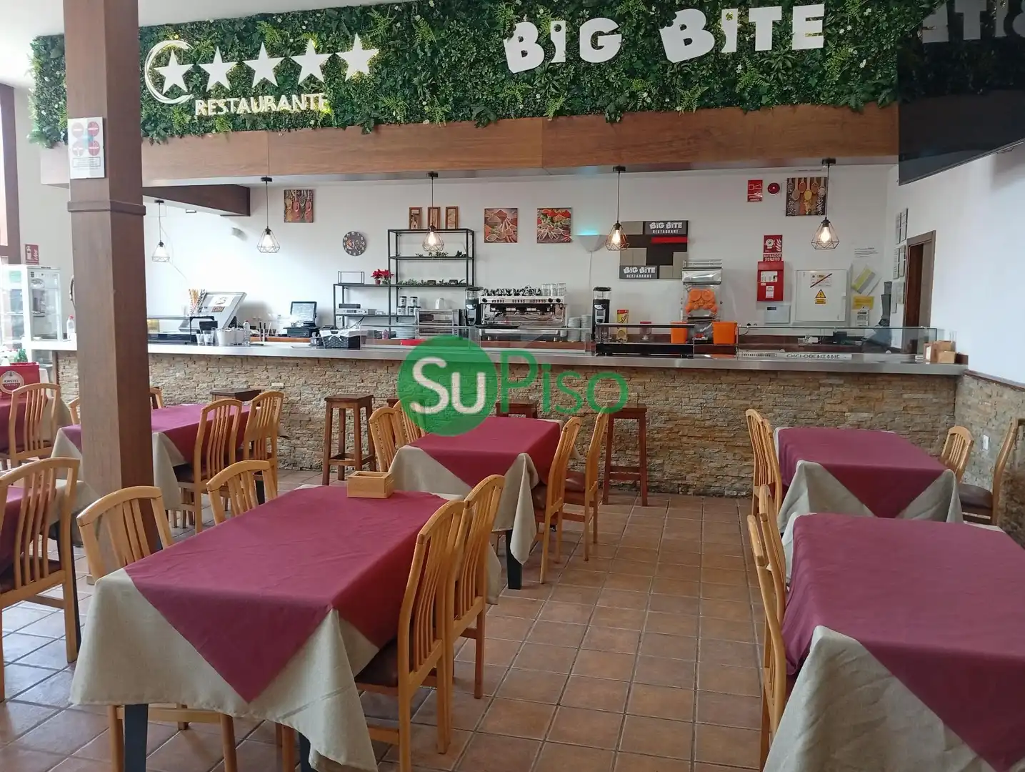 Local en venda a Avenida de los Metales, 40, Estación - Cruz Roja