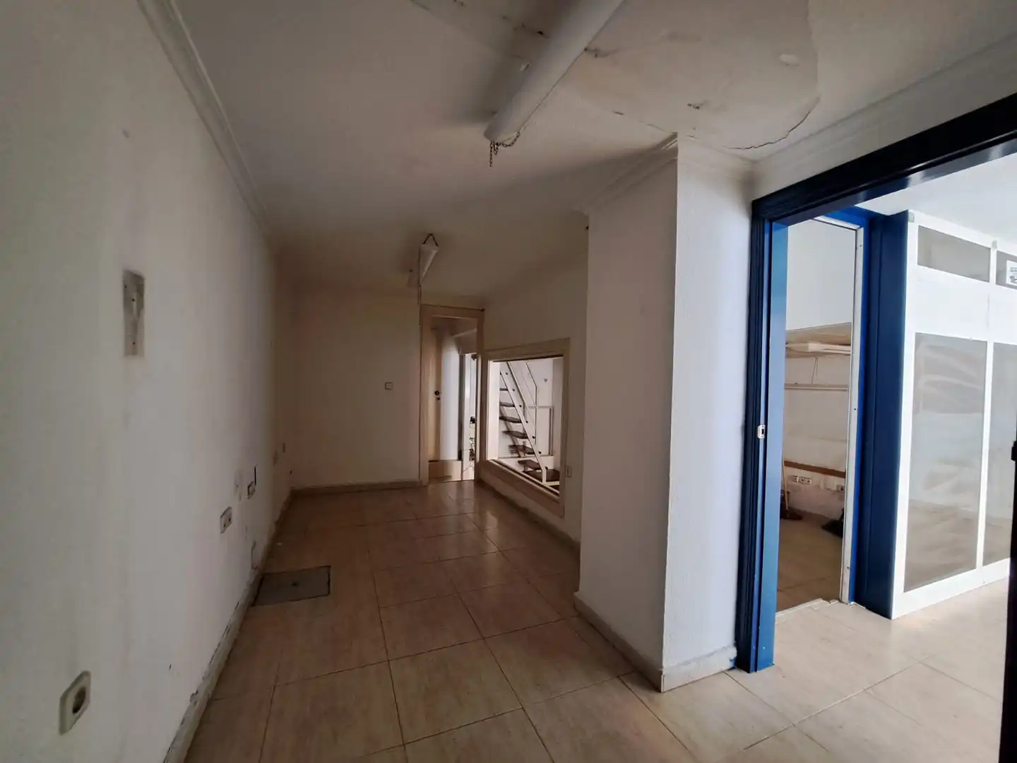 Local de alquiler en Cartagena con Aire acondicionado