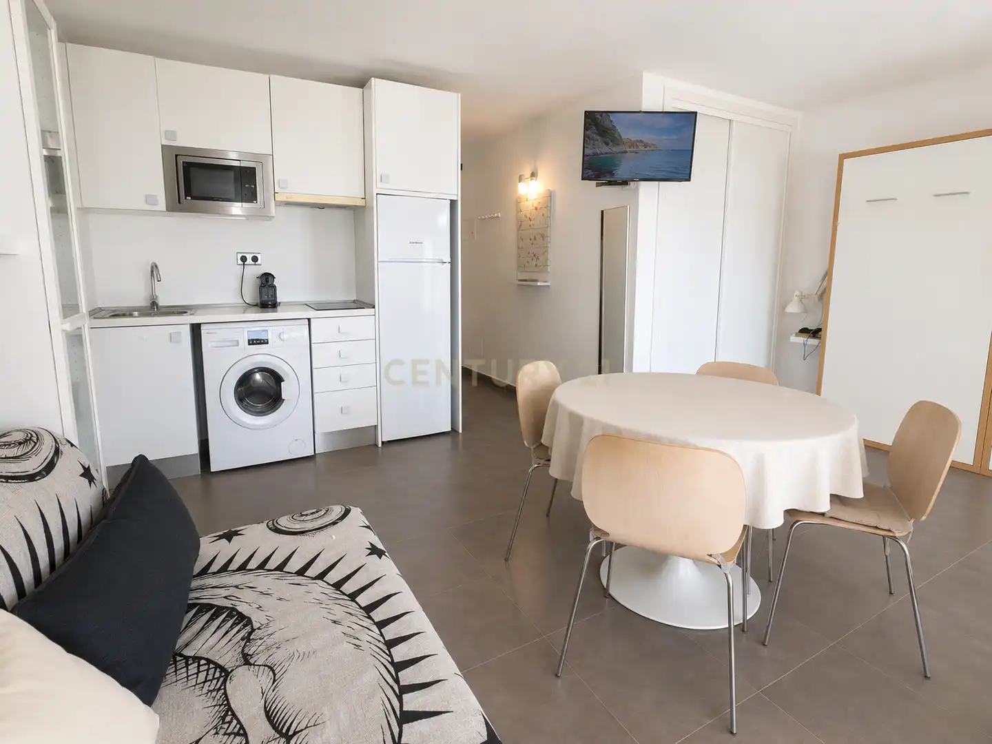 Habitación de Loft de alquiler en Sant Josep de sa Talaia con Aire acondicionado, Piscina y Balcón