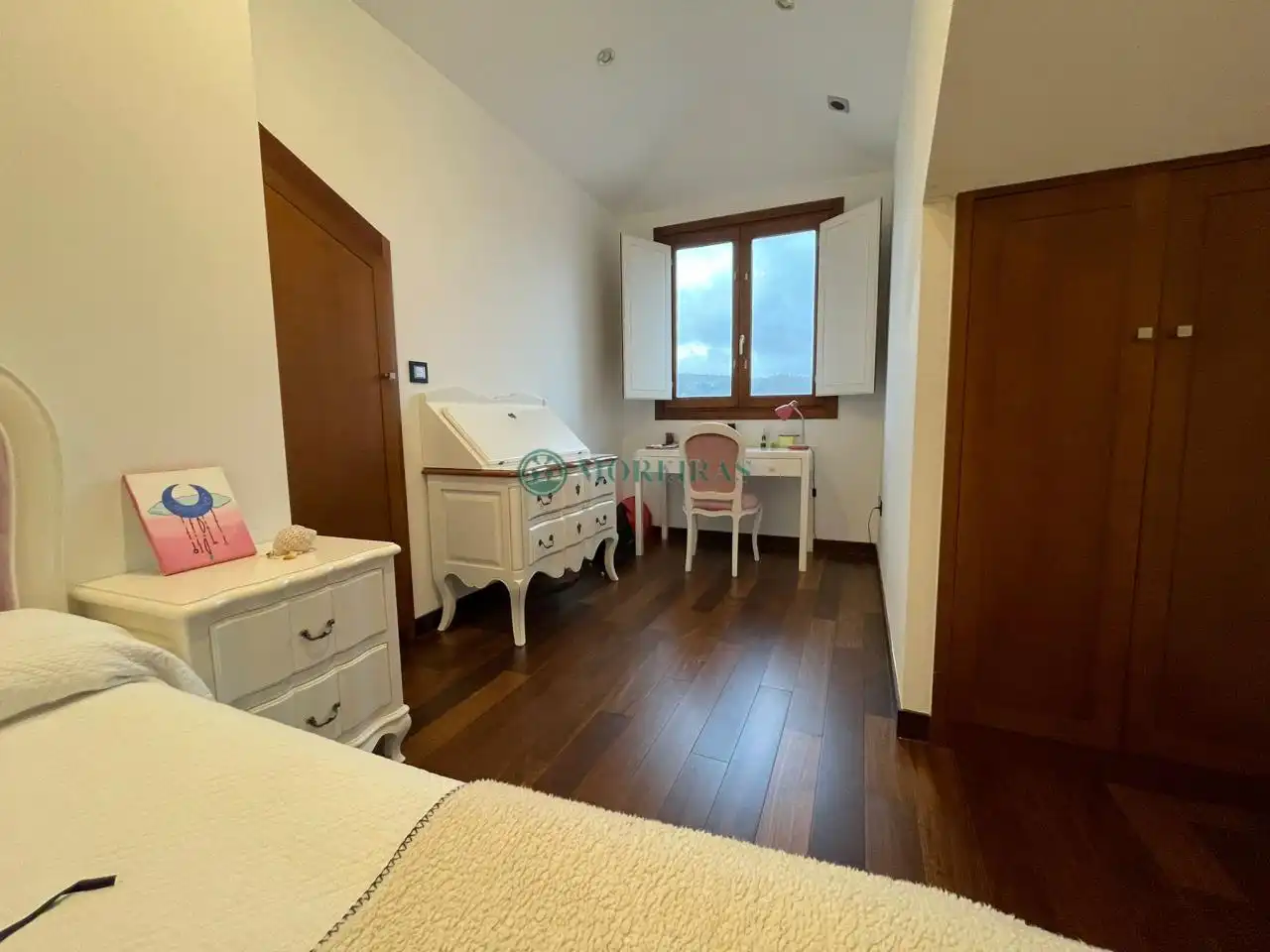 Dormitori de Àtic en venda en Ourense Capital  amb Aire condicionat, Calefacció i Moblat