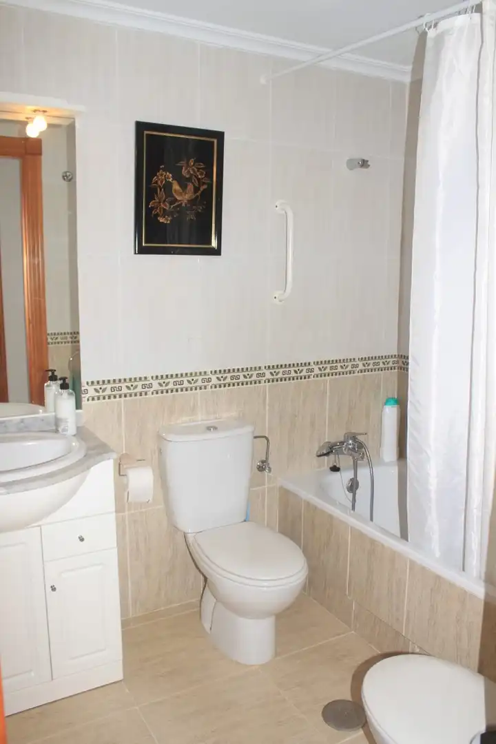 Bathroom of Apartments for rent in La Manga del Mar Menor  with Heating, Terrace and Swimming Pool
