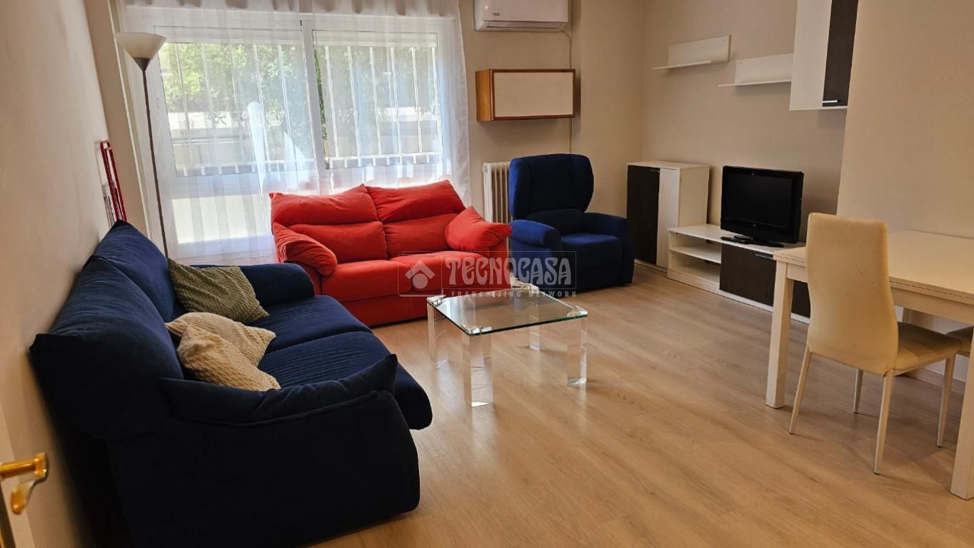Flat to rent in Grancasa