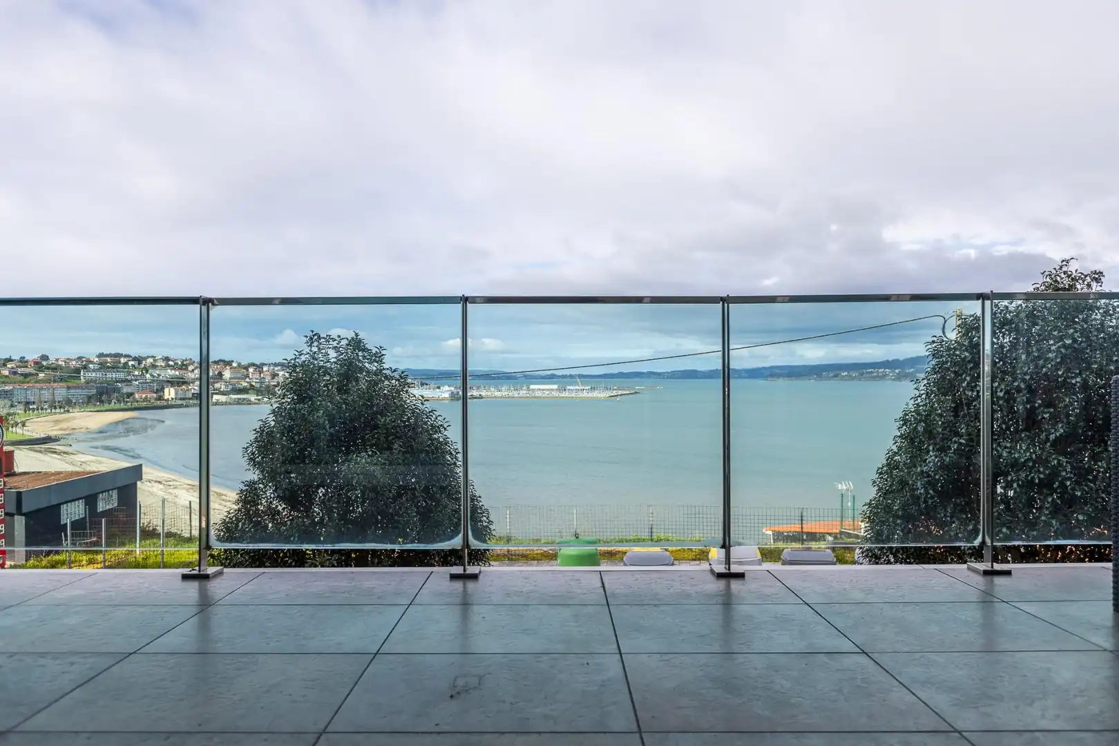 Terrasse von Wohnung zum Verkauf in Sada (A Coruña) mit Privatgarten, Terrasse und Abstellraum