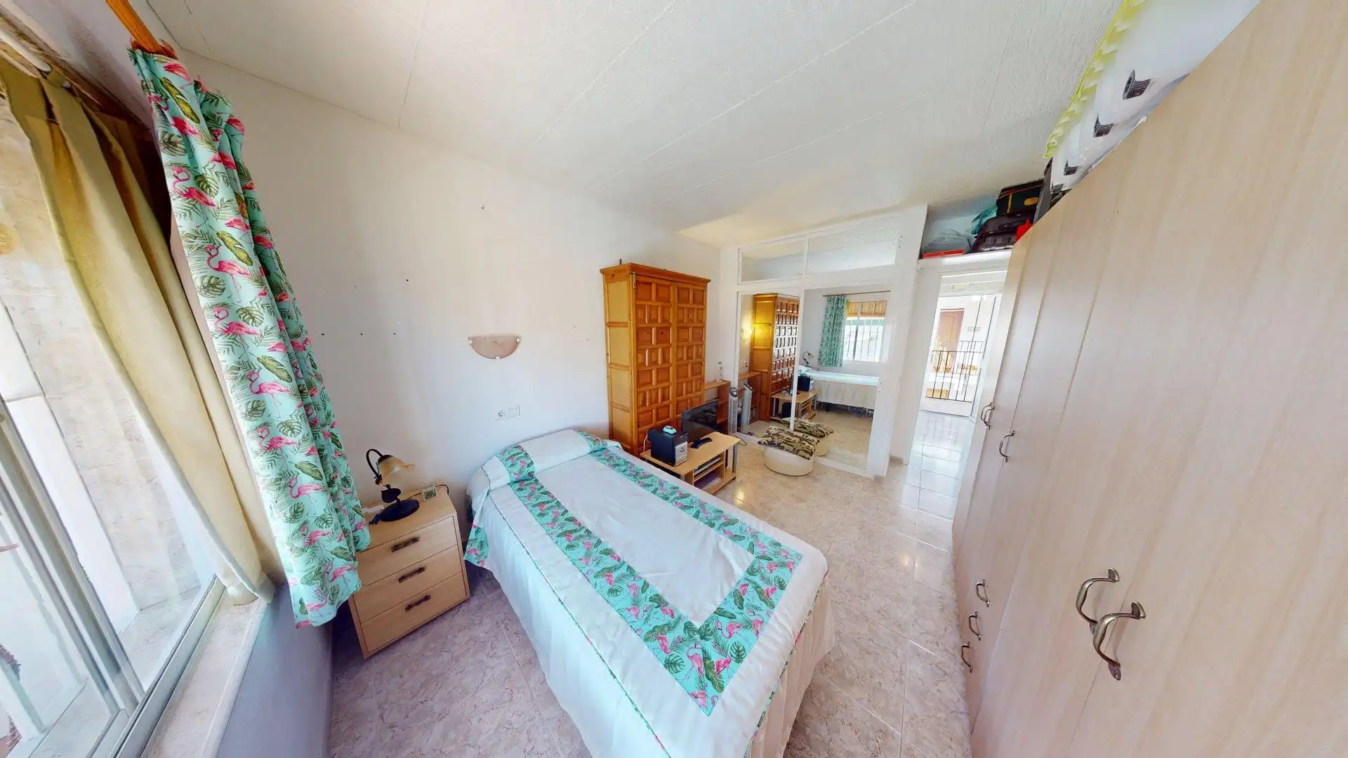 Schlafzimmer von Wohnung zum Verkauf in Benalmádena mit Klimaanlage, Privatgarten und Terrasse