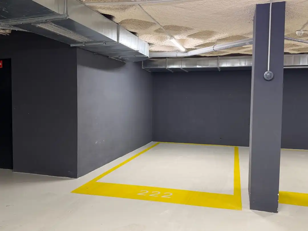 Parkplatz von Wohnung zur Miete in Ciudad Lineal