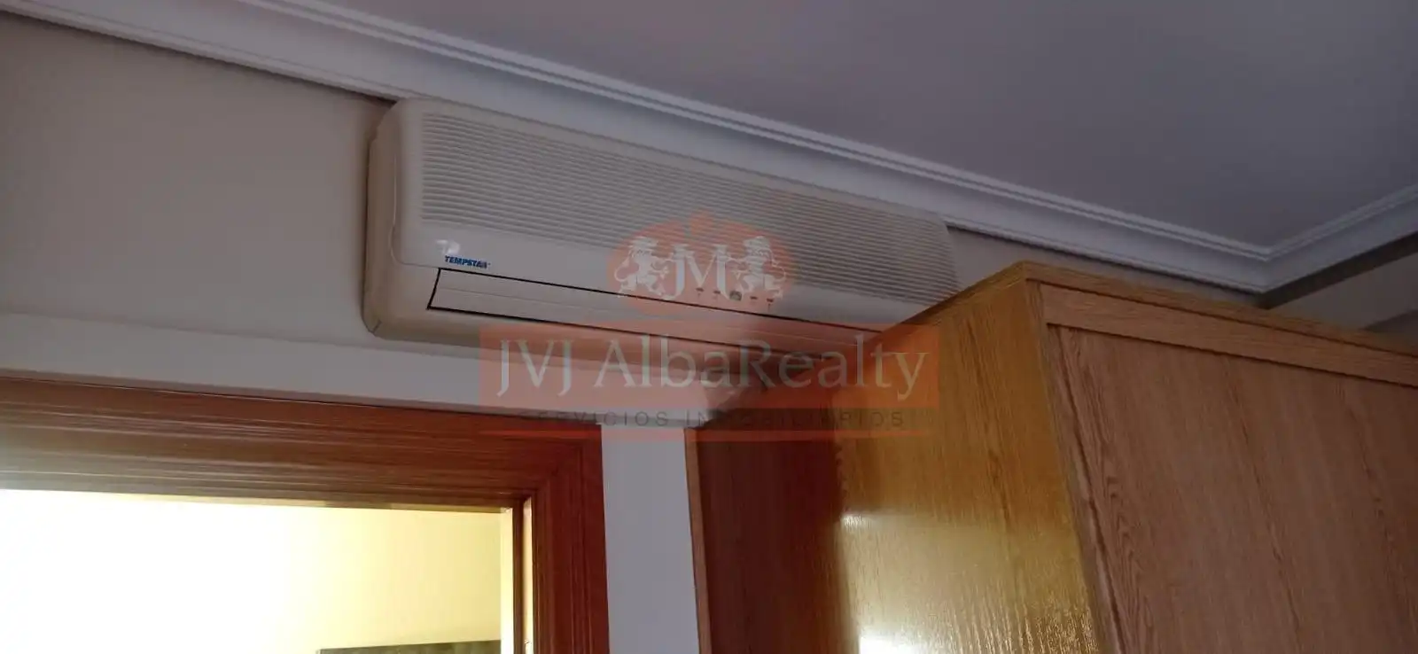 Habitación de Casa adosada en venta en Albacete con Aire acondicionado, Calefacción y Jardín privado