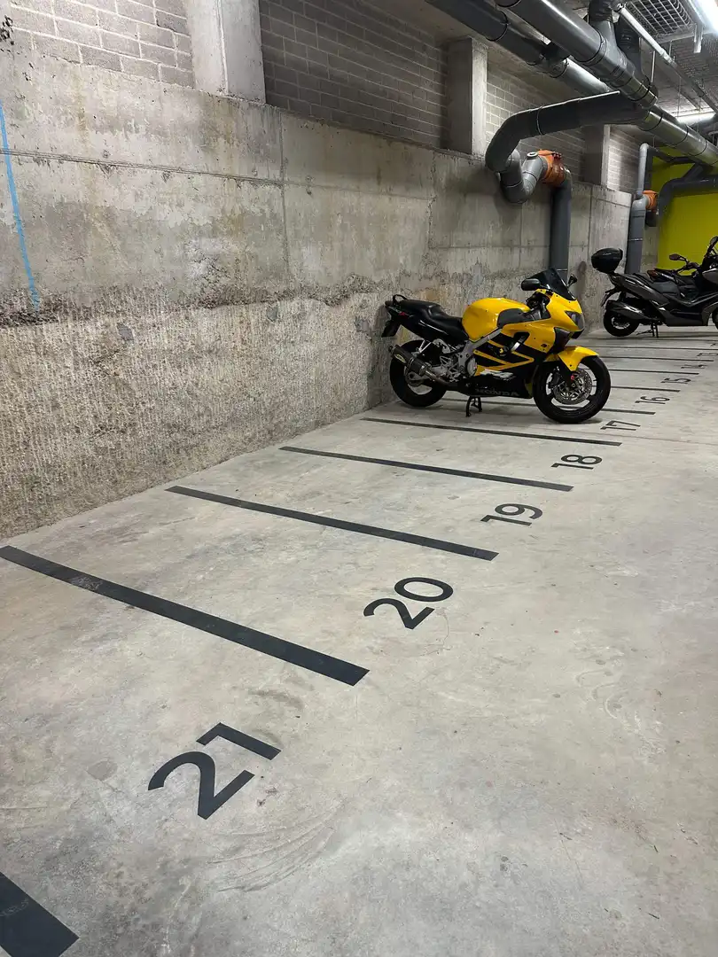 Einzelparkplatz zur Miete in JOSEFINA CORTADELLA, imagen 2