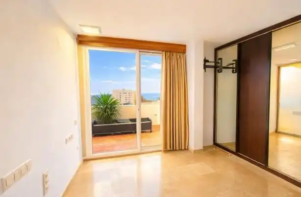 Attic for rent in Calle PASEO DEL COLORADO, Playamar - Benyamina