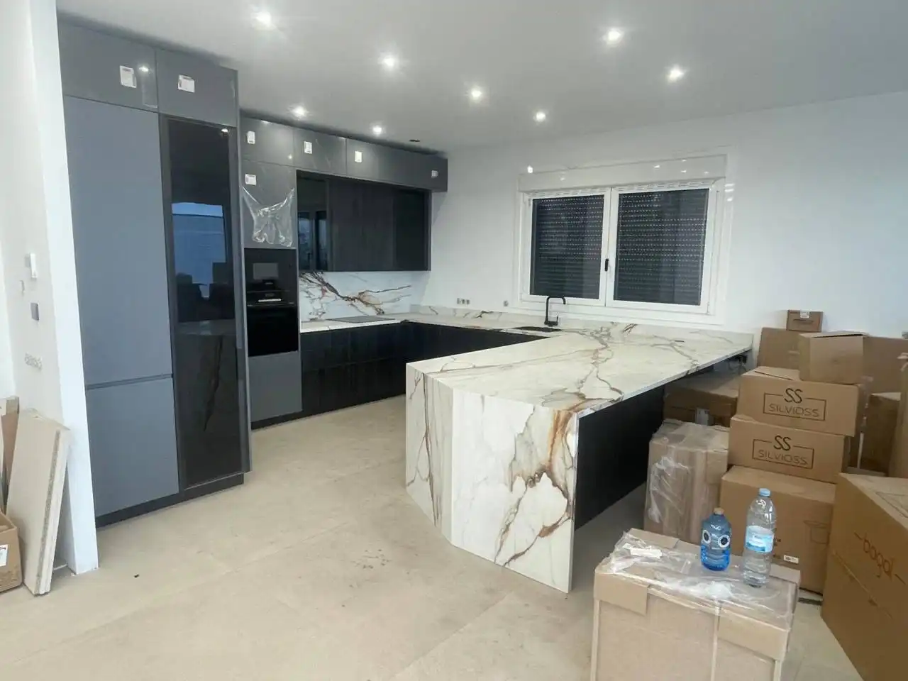 Cuina de Casa o xalet en venda en Sanxenxo amb Aire condicionat, Calefacció i Jardí privat