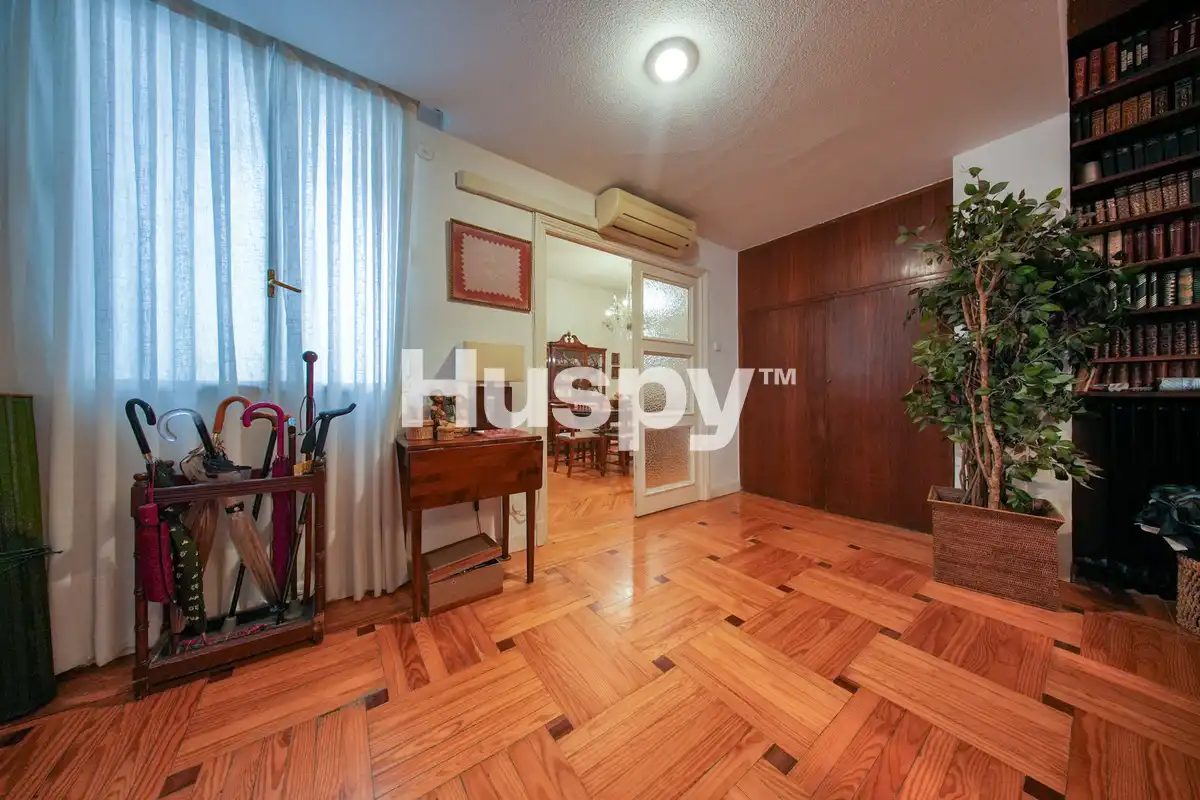 Piso con ascensor en venta en Plaza de San Juan de la Cruz, imagen 10