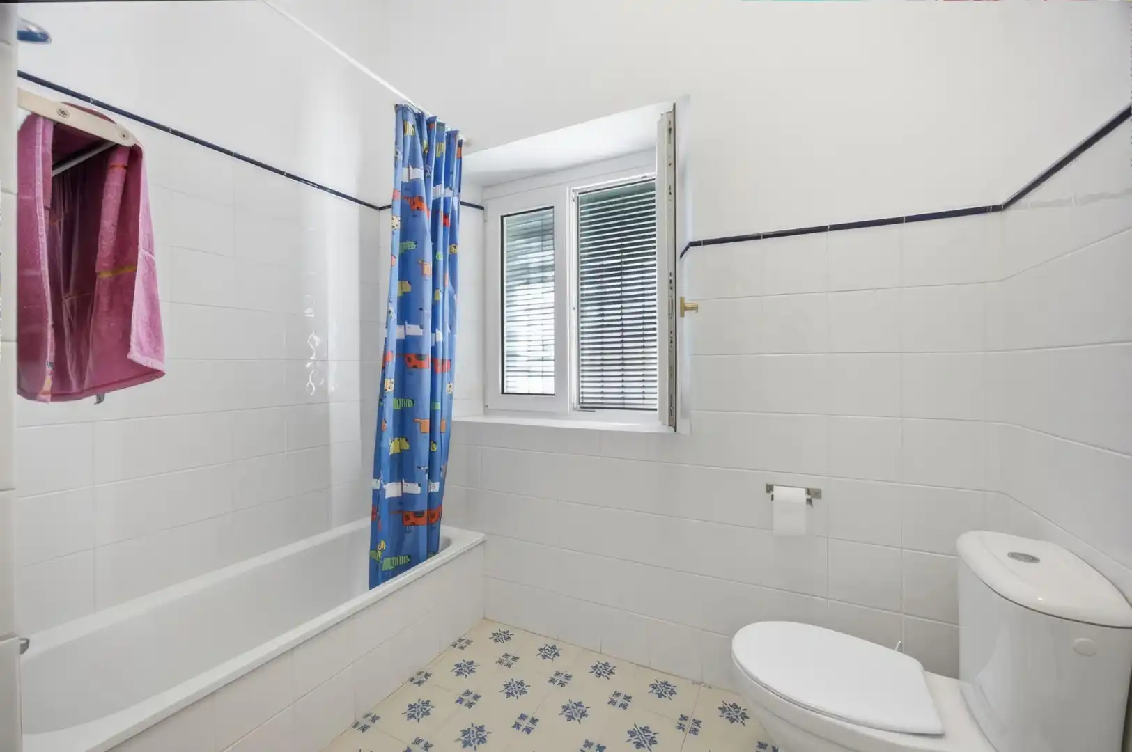 Badezimmer von Haus oder Chalet zum Verkauf in Vejer de la Frontera mit Privatgarten, Terrasse und Möbliert