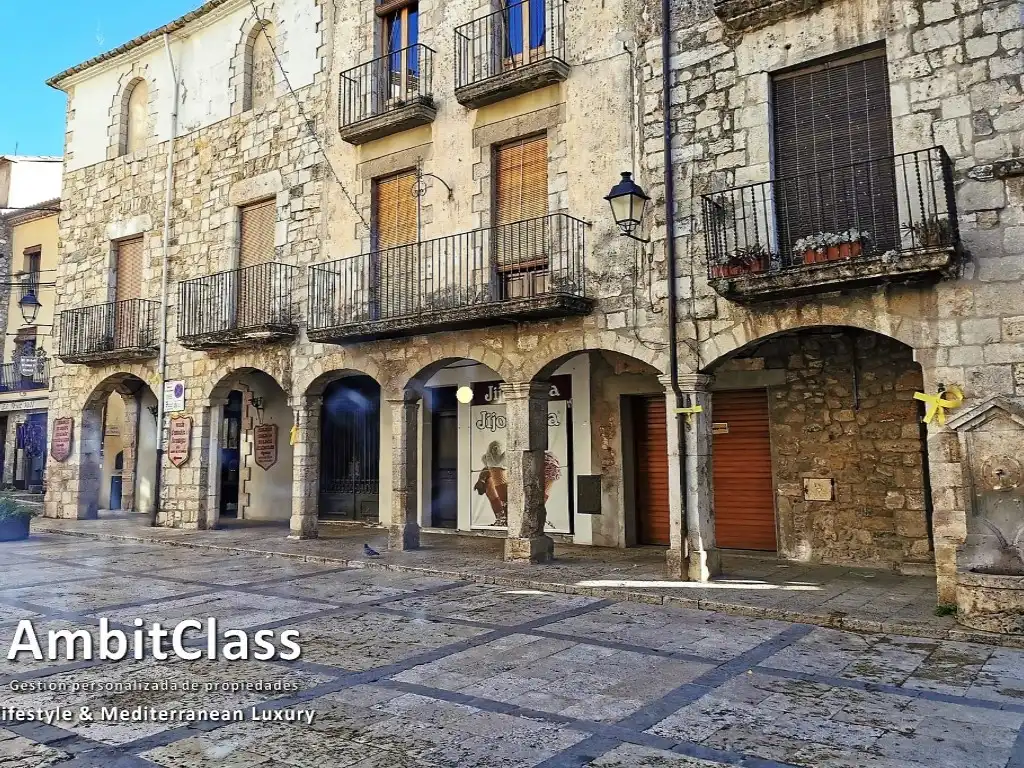 Exterior view of Houses for sale in Besalú  with Heating, Private garden and Terrace