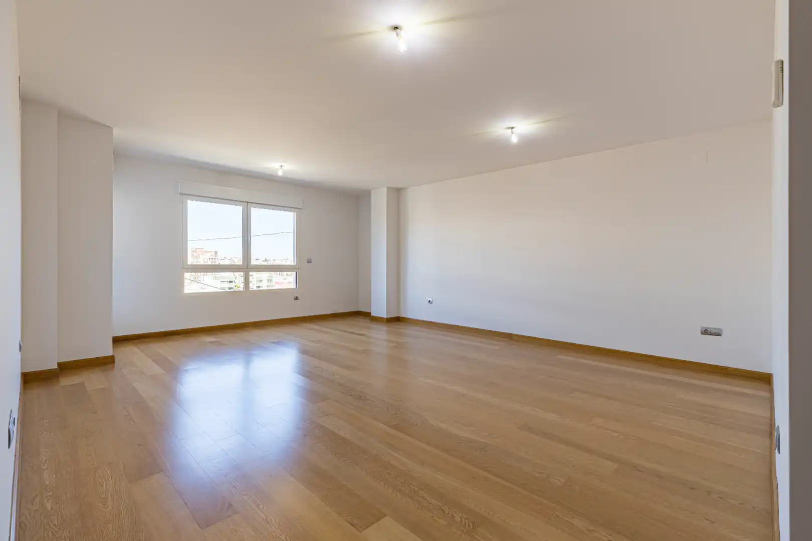 Flat for sale in Avenida Reina Victoria Eugenia, 2, Alameda