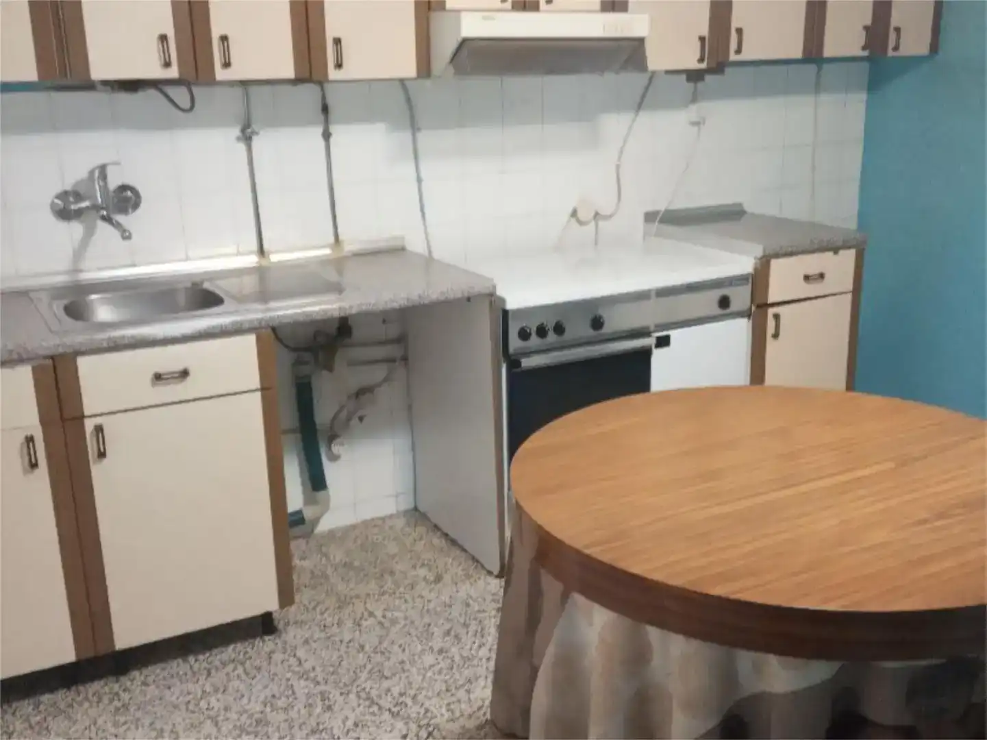 Kitchen of Storage room for sale in Alpartir