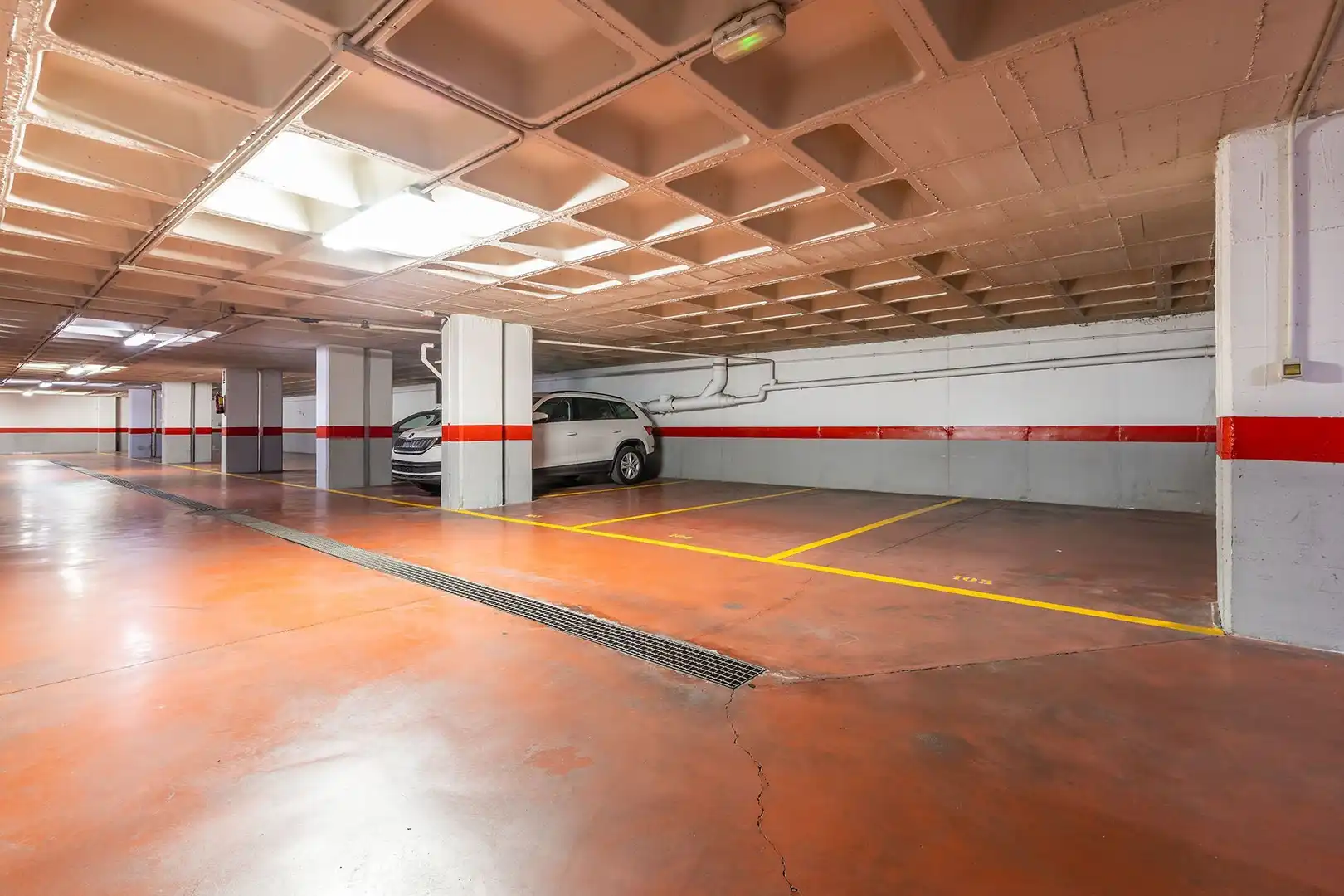 Parking de Piso en venta en Murcia con Aire acondicionado, Calefacción y Trastero