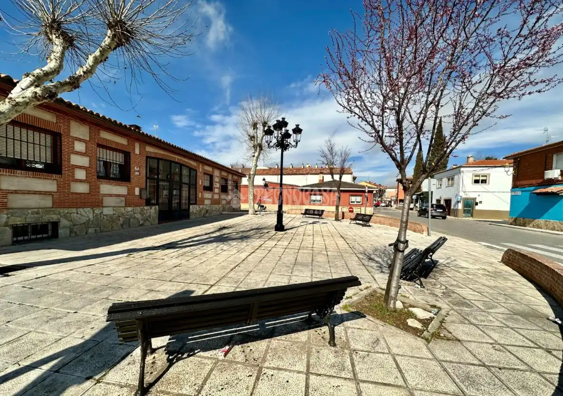 Vista exterior de Piso en venta en Alovera con Aire acondicionado, Calefacción y Terraza