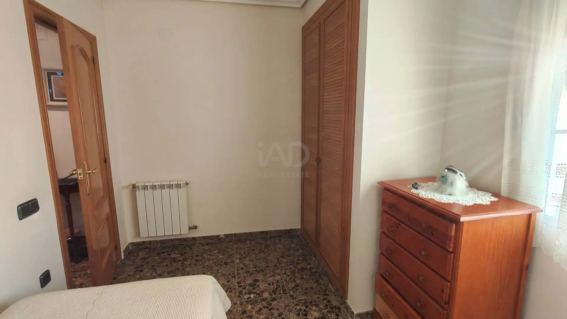 Dormitori de Casa o xalet en venda en Castellón de la Plana / Castelló de la Plana amb Calefacció, Terrassa i Piscina